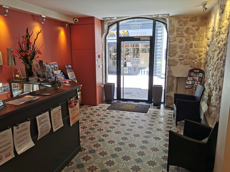 a33273812308328e7b00e5235ec3b010-135