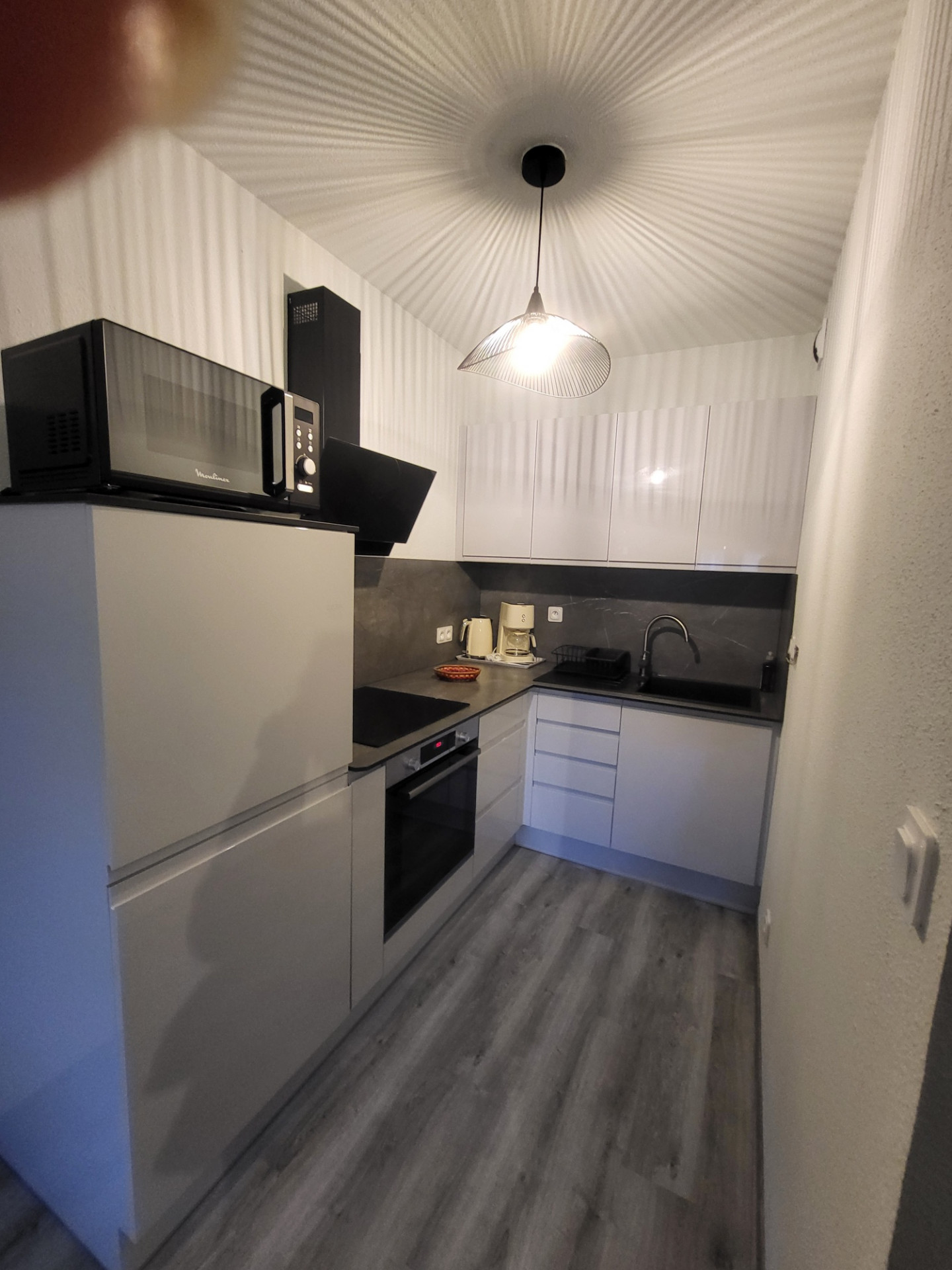 20240910-193020-resized-410