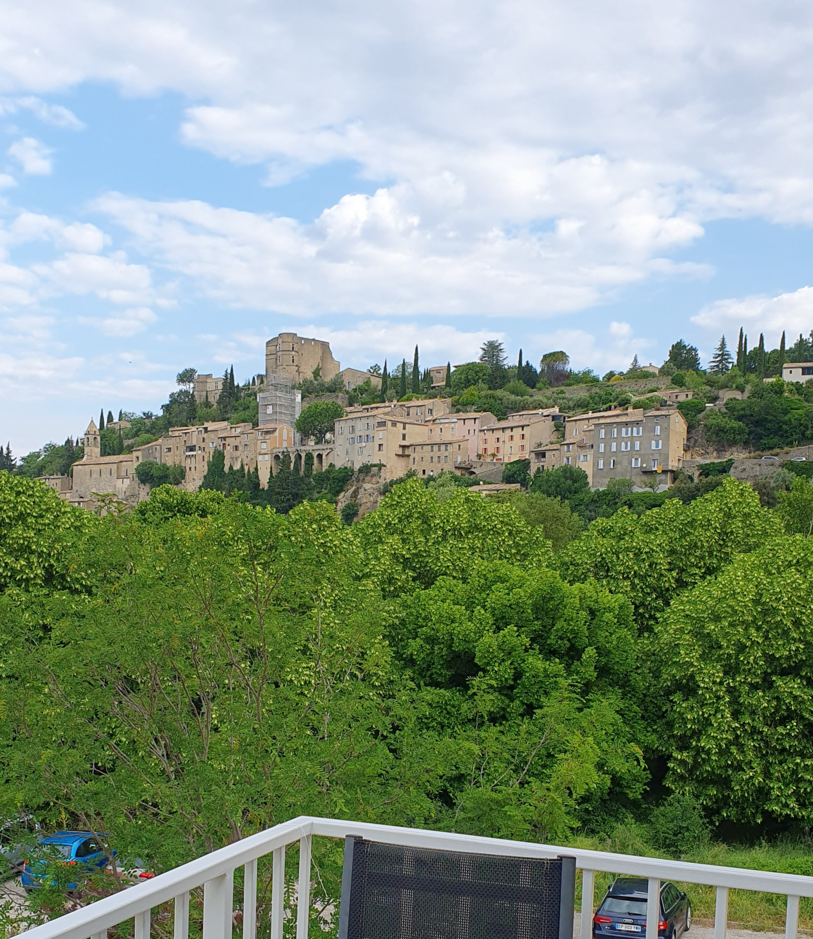 balcon-vue-sur-village-1418