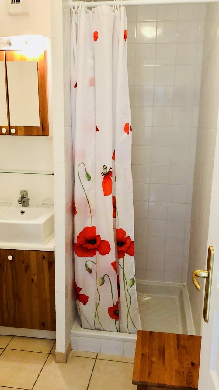 jas-2-salle-de-douche-48