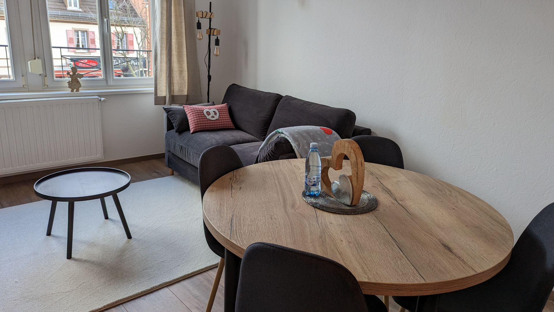 pxl-20230120-111504327-1293