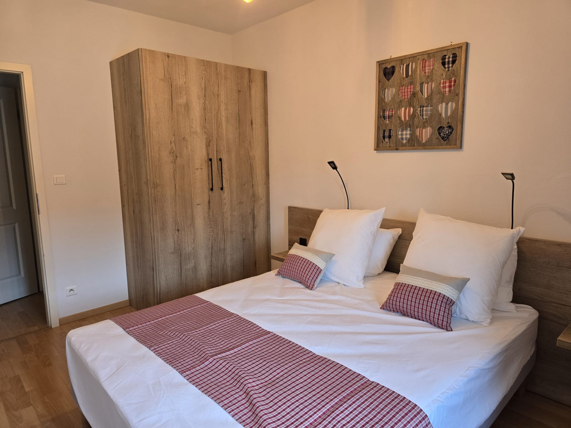 whatsapp-image-2025-08-02-15-27-14-6f035b68-1257