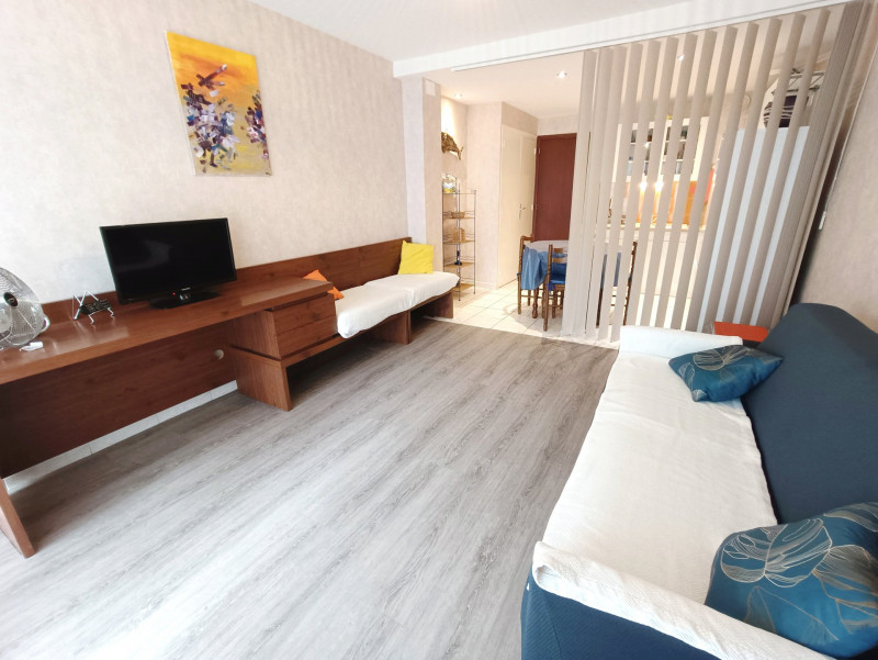 _lv_images__lot_0000630034_05_47278