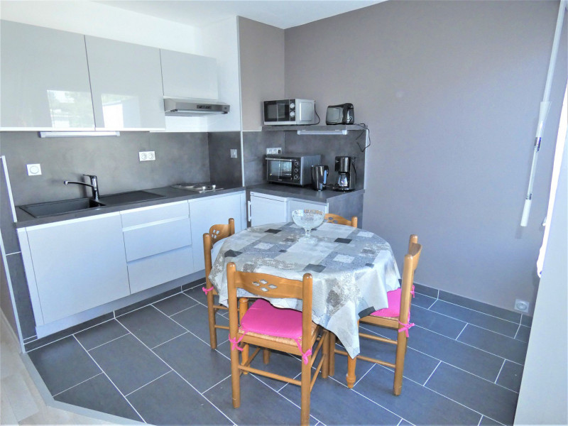 _lv_images__lot_0012001273_02_46993