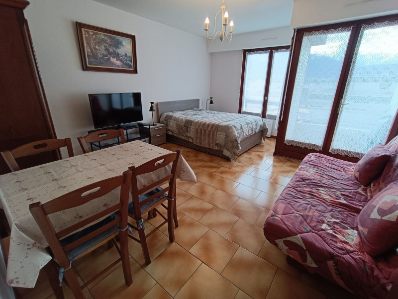 _lv_images__lot_0014001410_01_47691