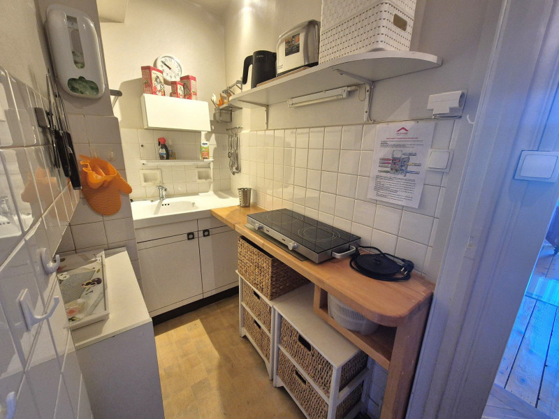 _lv_images__lot_0023700104_04_47227