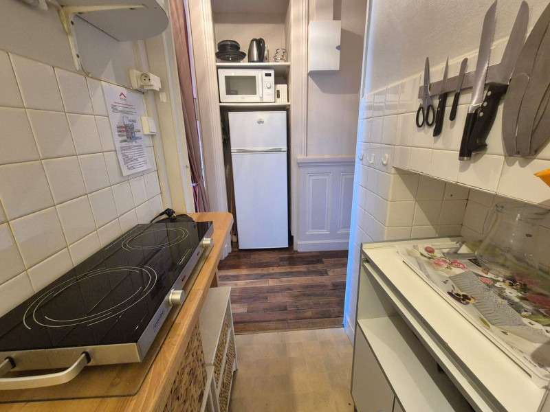 _lv_images__lot_0023700104_09_47232