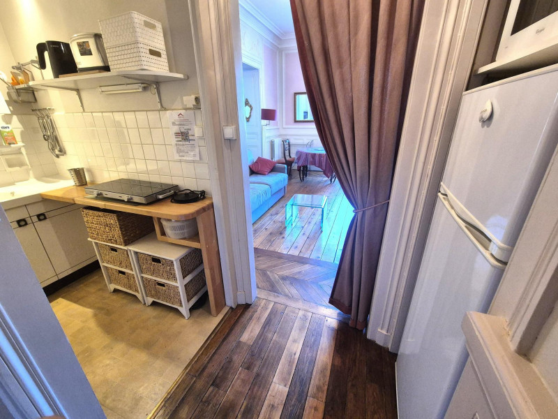 _lv_images__lot_0023700104_10_47233