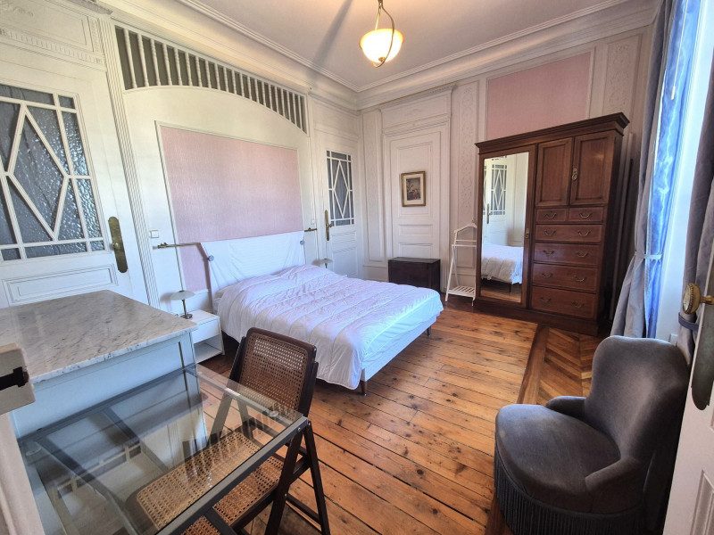 _lv_images__lot_0023700104_12_47235