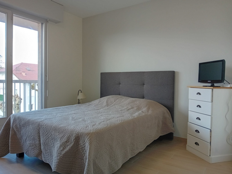 _lv_images__lot_0023816827_01_47619