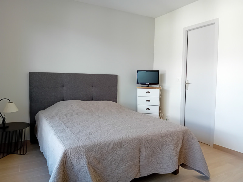 _lv_images__lot_0023816827_11_47629