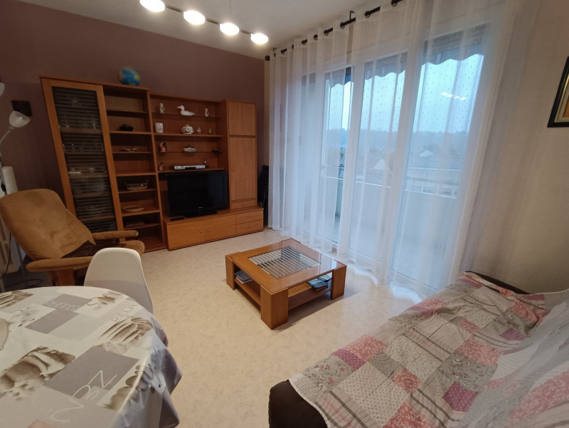 _lv_images__lot_0028100010_06_46952