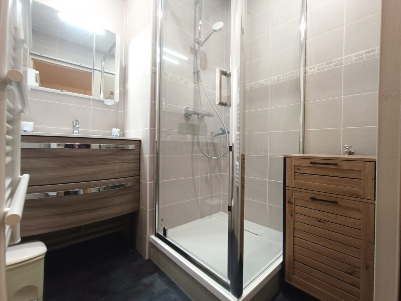 _lv_images__lot_0066000207_03_47367