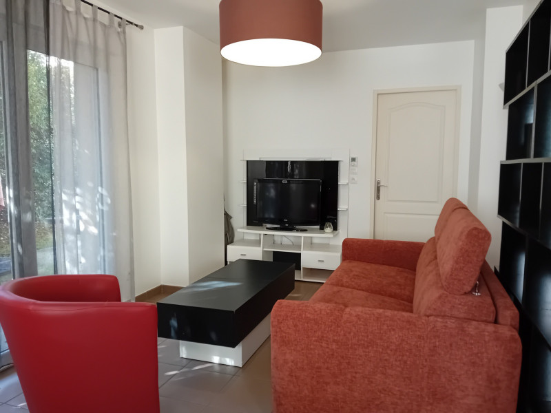 _lv_images__lot_0068206820_05_47560