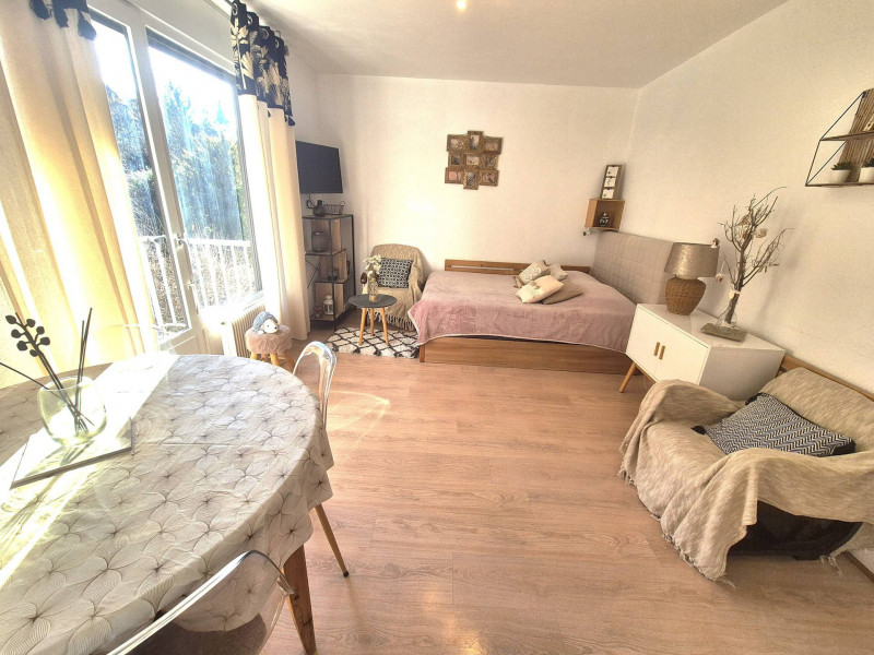 _lv_images__lot_0068376908_11_46806