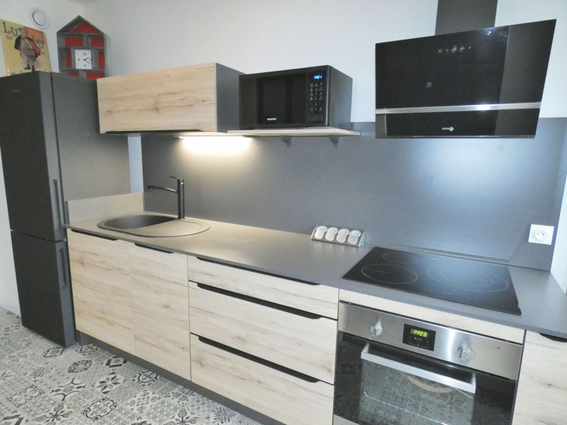 _lv_images__lot_0068376913_06_47382