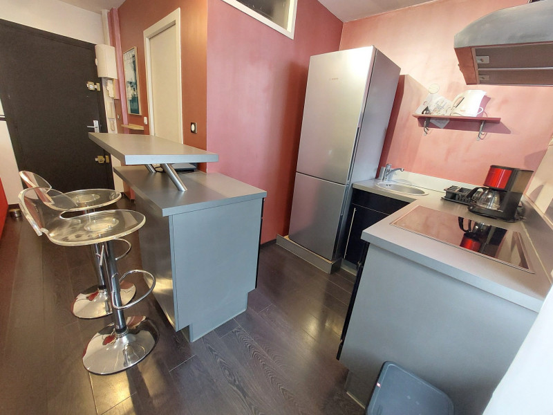 _lv_images__lot_0068376915_03_46970