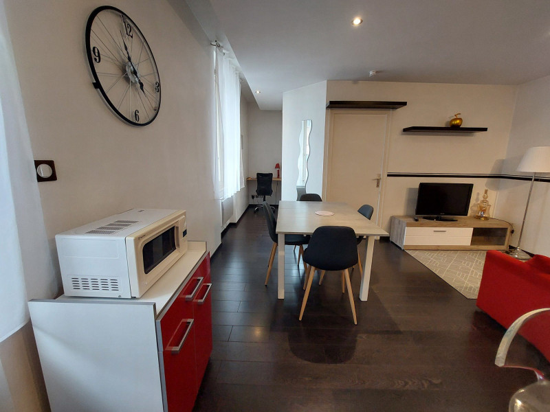 _lv_images__lot_0068376915_05_46972