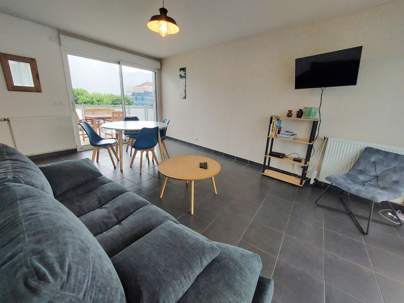 _lv_images__lot_0068376956_01_47308