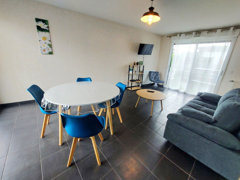 _lv_images__lot_0068376956_02_47309