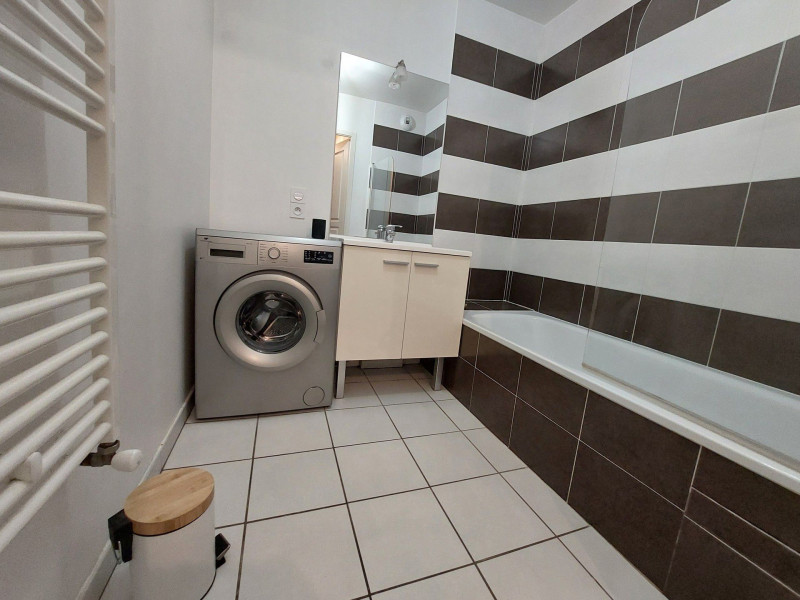 _lv_images__lot_0068376956_08_47315