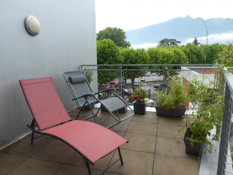 _lv_images__lot_0068376956_10_47317