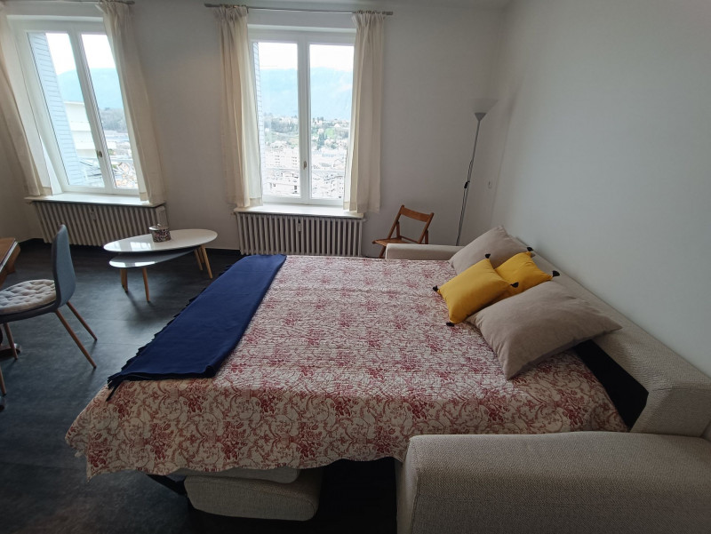 _lv_images__lot_0068376969_09_47357