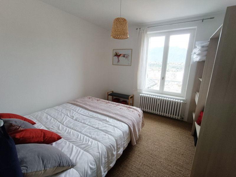 _lv_images__lot_0068376969_10_47358