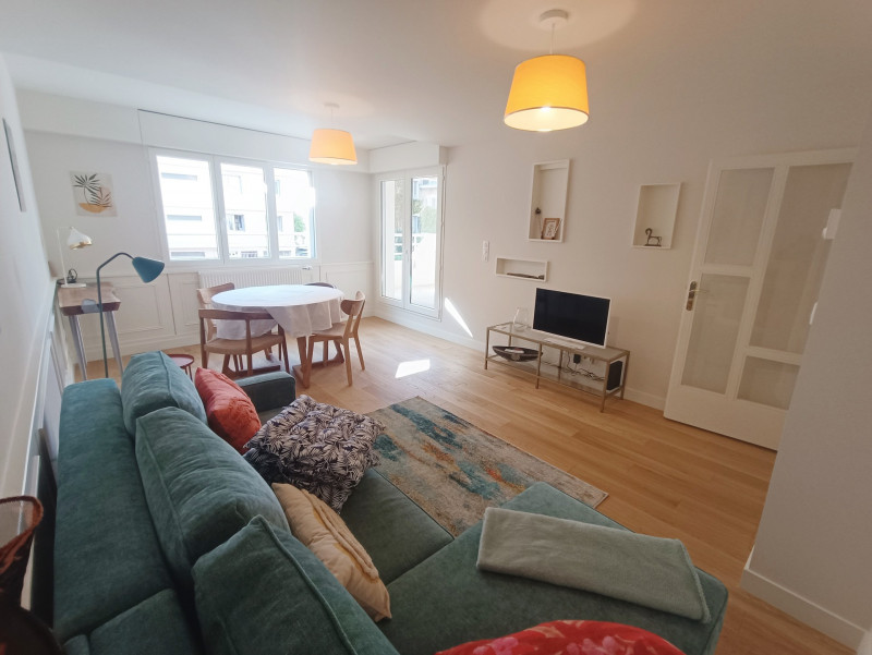 _lv_images__lot_0068376975_01_47568