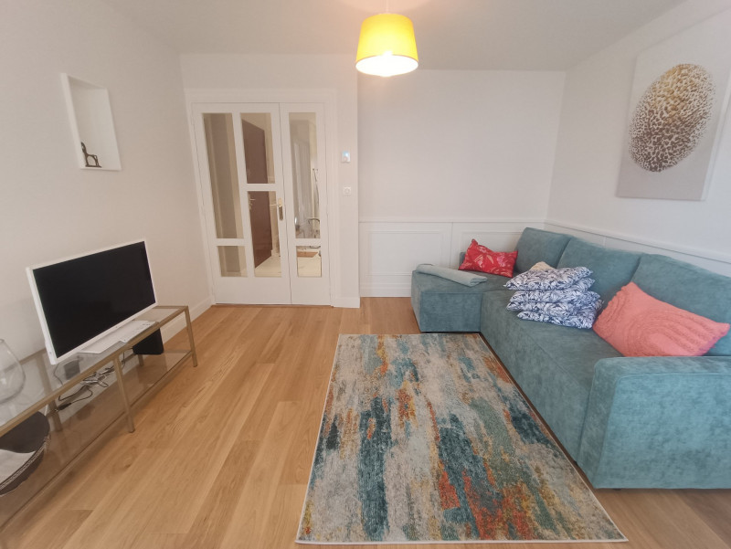 _lv_images__lot_0068376975_04_47571