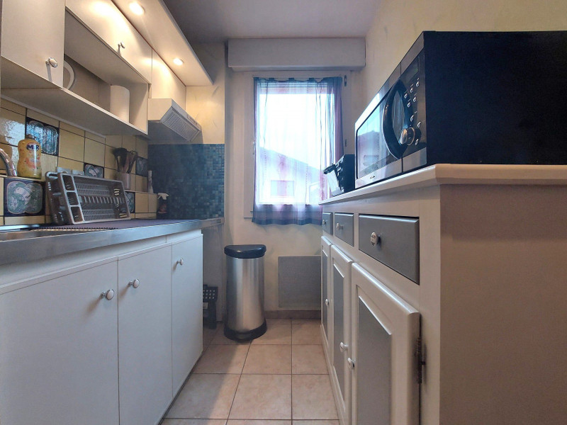 _lv_images__lot_0068376984_02_47263