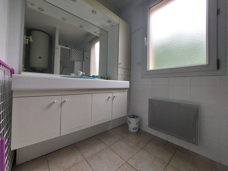 _lv_images__lot_0068376984_09_47270