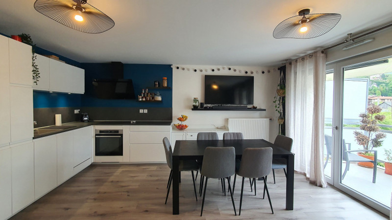 _lv_images__lot_0068376985_01_47867