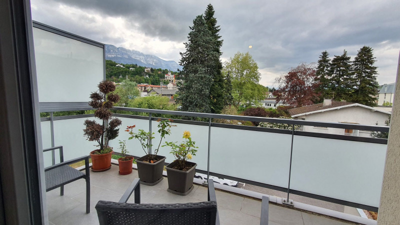 _lv_images__lot_0068376985_09_47875