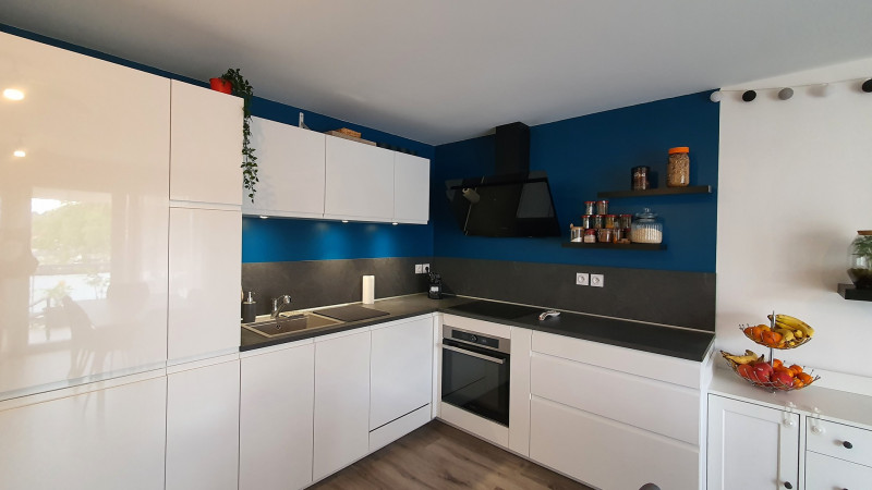 _lv_images__lot_0068376985_12_47877