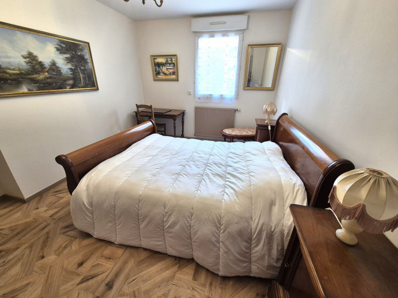 _lv_images__lot_0068376987_04_47753