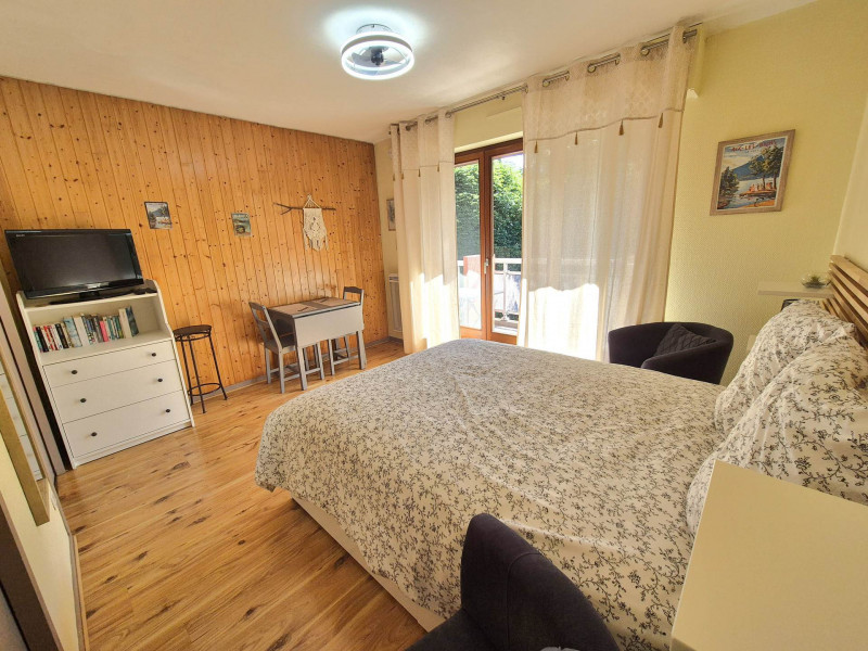 _lv_images__lot_0068376997_05_47432