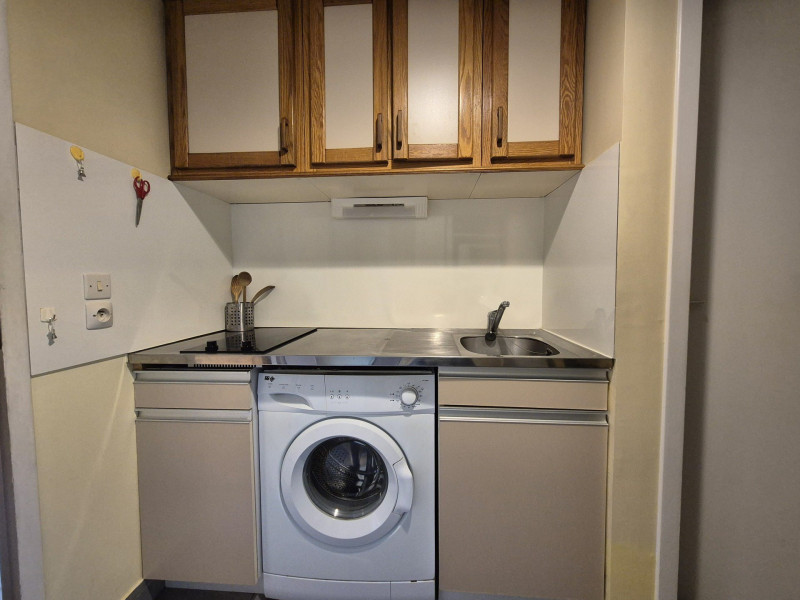 _lv_images__lot_0068376997_07_47434