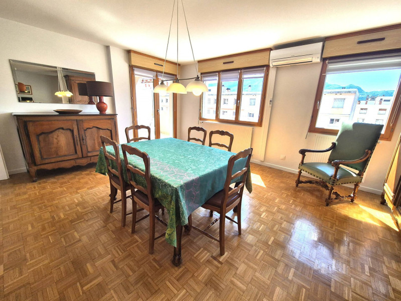 _lv_images__lot_0068376999_05_47145