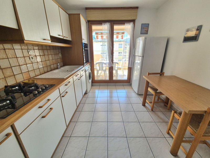 _lv_images__lot_0068376999_07_47147