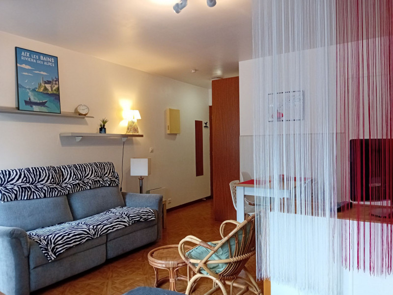 _lv_images__lot_0068377004_06_46892