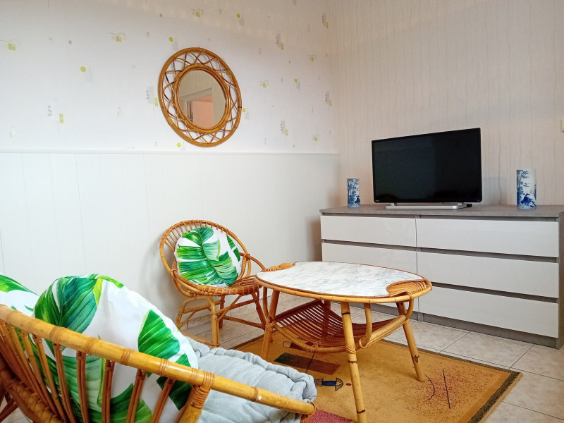 _lv_images__lot_0068377006_02_46840