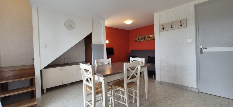 domaine-de-la-blancarde-coin-salle-manger-salon-582