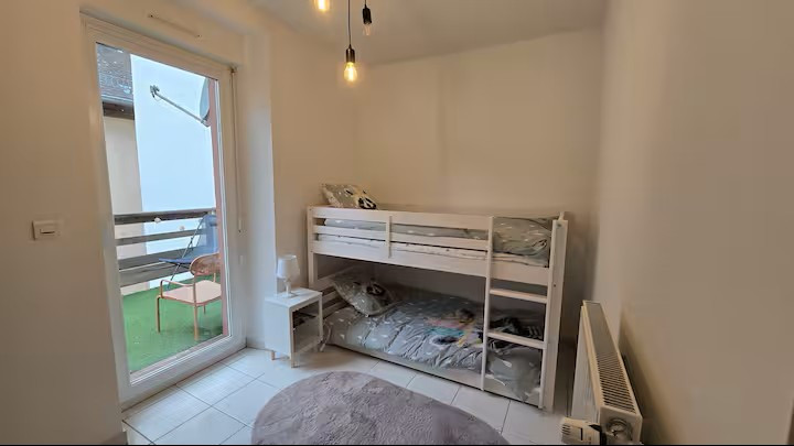 eb150f8c-7ee8-45e0-bb7f-09d28d77eaf3-1263