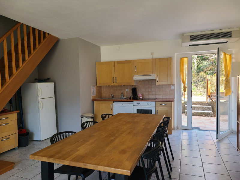 les-g-tes-de-moussan-montbrun-les-bains-g-te-2-cuisine-salle-manger-868