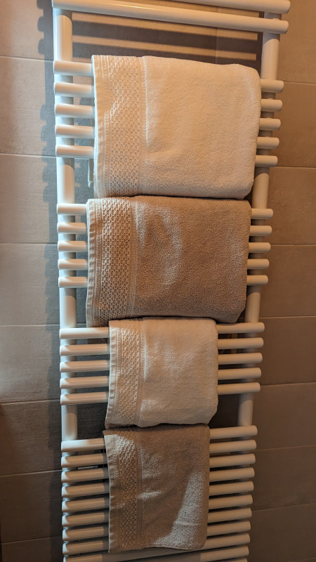 pxl-20230120-101022786-1283