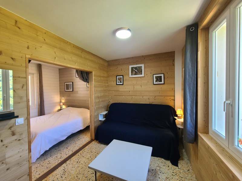 salon-chambre-g-te-6-moussan-819